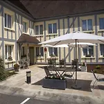 Restaurant Le Pan De Bois Hotel 2*
