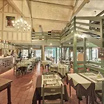 Restaurant Le Pan De Bois Hotel Bréviandes