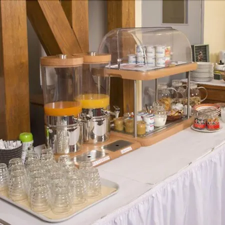 Szálloda Restaurant Le Pan De Bois 2*
